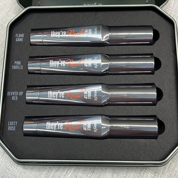 Benefit lip kit - Picture 4 of 5